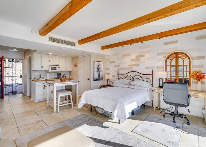 Hike & Explore Dtwn Tucson! Relaxing Solo Escape Apartment *