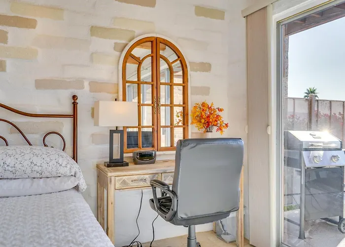 Hike & Explore Dtwn Tucson! Relaxing Solo Escape Apartment Tucson