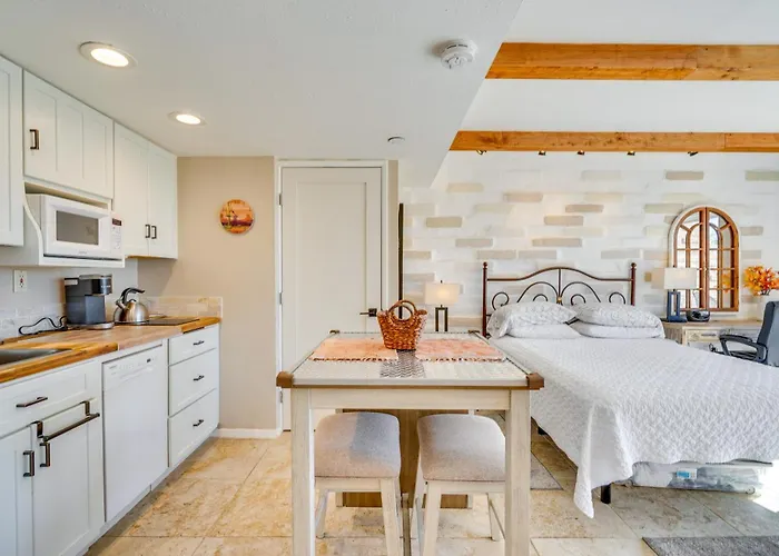 Hike & Explore Dtwn Tucson! Relaxing Solo Escape * Tucson
