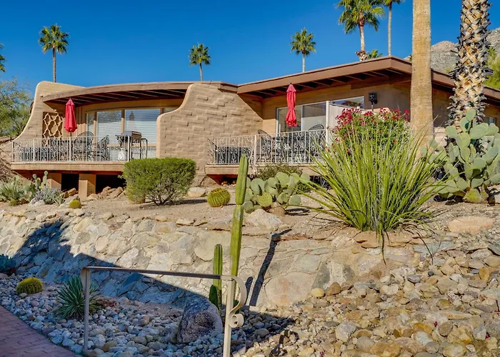 Apartment Hike & Explore Dtwn Tucson! Relaxing Solo Escape *